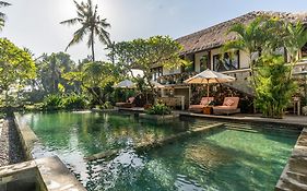 Radha Phala Resort y Spa